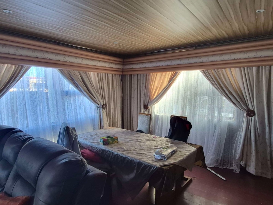 3 Bedroom Property for Sale in Zwide Eastern Cape
